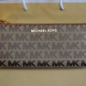 Michael Kors "MK" Monogrammed Jet Set Zip Wallet